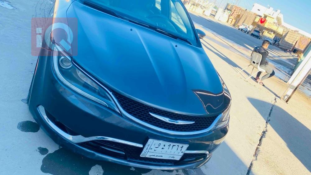 Chrysler 200